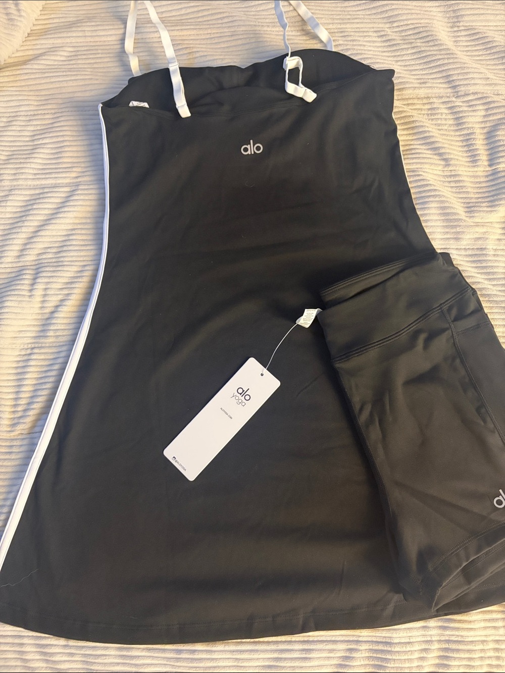 ALO Yoga Black Dress with White Piping - Picture 4 of 5